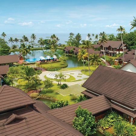 Gokulam Grand Resort & Spa, Kumarakom Buitenkant foto