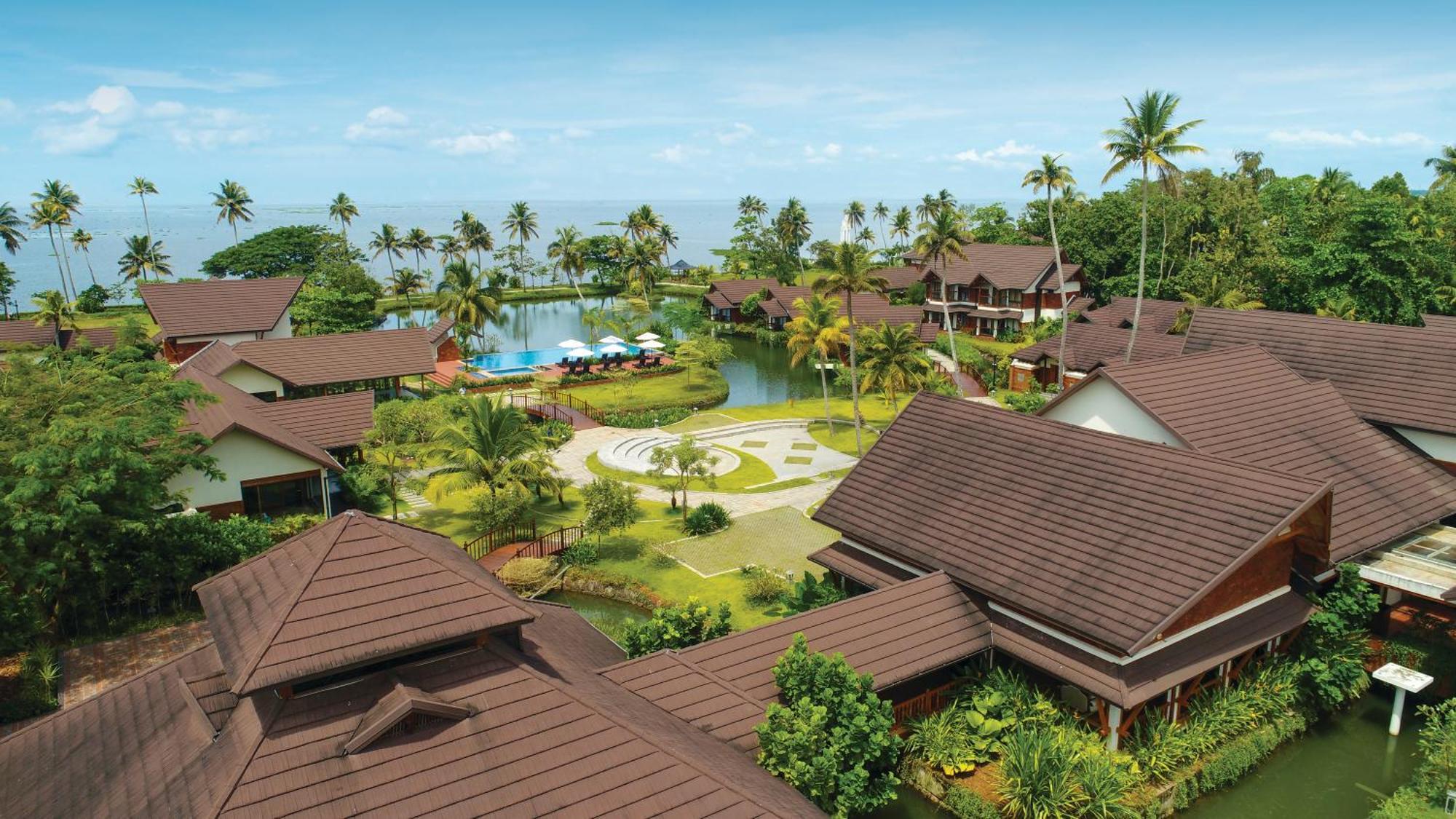 Gokulam Grand Resort & Spa, Kumarakom Buitenkant foto