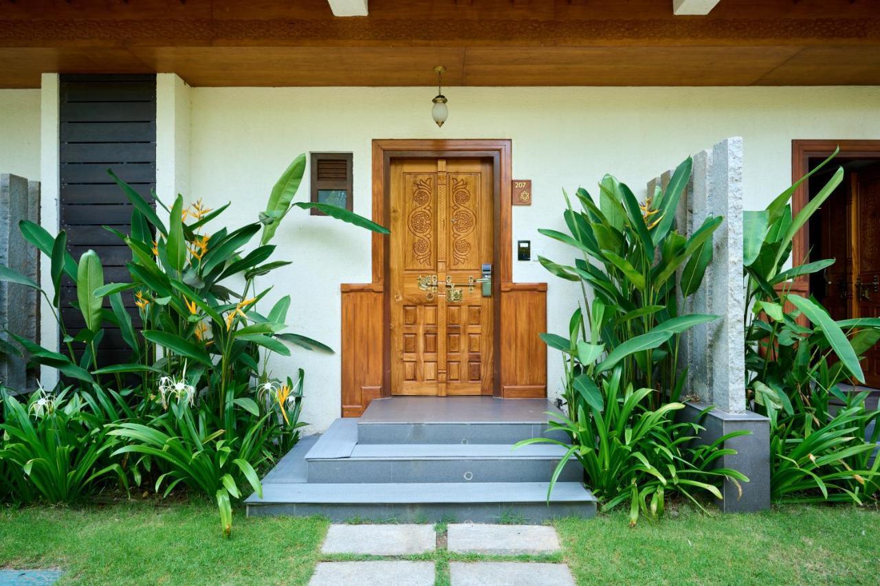 Gokulam Grand Resort & Spa, Kumarakom Buitenkant foto